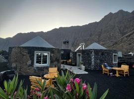 EcoFunco, bed and breakfast v destinaci Portela
