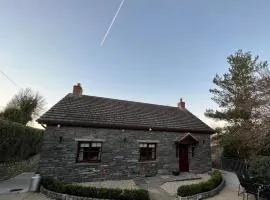 Hollymount Cottage