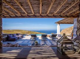 AURA Seaview Sunset Pool Villa - Six Bedrooms, holiday home in Fanari