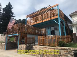 West Main Lodge, 2 Bedrooom, resor ski di Lead