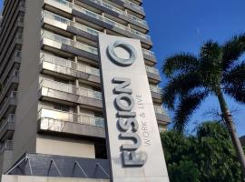 Lindo FLAT em ITAGUAÍ!, parkolóval rendelkező hotel Itaguaíban