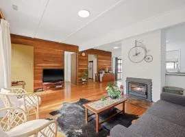 Jacaranda Cottage at the Beach
