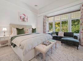 Tanglewood House - The Master Suite, Sheffield Tasmania, B&B in Sheffield