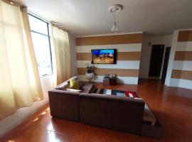 Departamentos de la Costa: Machala'da bir otel