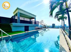 Tokyo Boutique Front Beach Hotel, κατάλυμα με κουζίνα σε Da Nang