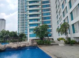Apartemen Grand Kamala Lagoon by Abel Stay Luxury, hotel with parking in Pekayon Satu