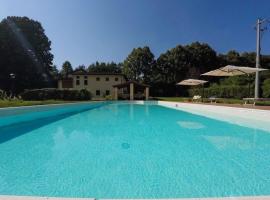 Ferienhaus mit Privatpool für 27 Personen ca 346 qm in Monsagrati, Toskana Provinz Lucca, hotel a Monsagrati