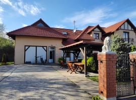 Lwi dworek LD, vakantiewoning in Jarosław