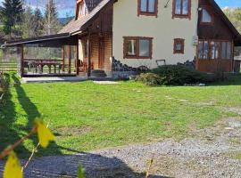 Any Kulcsosház, cabin in Sicasău