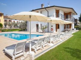 Ca' Le Terrazze With Pool, hotell Gardas