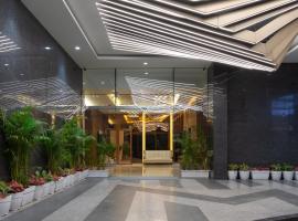 Hometel Alambagh Lucknow、ラクナウにあるChaudhary Charan Singh International Airport - LKOの周辺ホテル