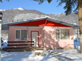 Guest House Rainbow, hotel en Cherni Osŭm