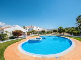 Villa Baya - Great family complex with communal pool, inn in Albufeira