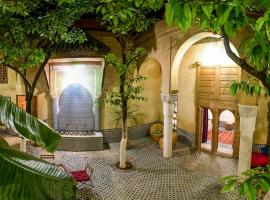 Riad La Maison D'à Côté, hótel í Meknès