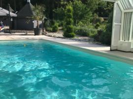 Logis Hôtel DOMAINE du MOULIN, hotel v destinaci Saint-Avold