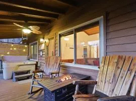 Mountain Views Hot Tub FirePit Close to town