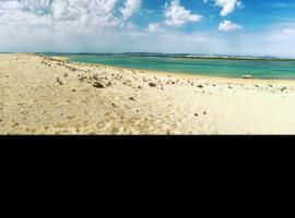 Casa Algarve Cabanas v2 by yha, hotel in Cabanas de Tavira