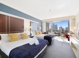 Ocean View Surfers Paradise Studio Close to Beach, inn in Gold Coast