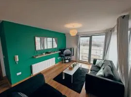 2br Mountain View City Centre