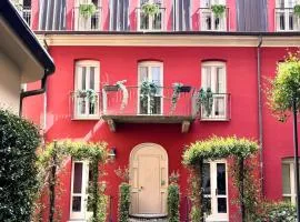 Porta Palace Apartments