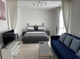 HOUSE COSY ONE, hotel perto de Gonesse Golf Course, Gonesse