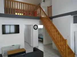 Spacieuse maison avec garage 5 mins valenciennes