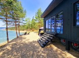 Nomad Lake Cabins: Rugineşti şehrinde bir evcil hayvan dostu otel