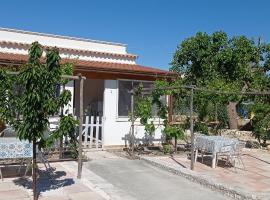 Casa Vacanze Villa Francesca, מלון בפסקיצ'י