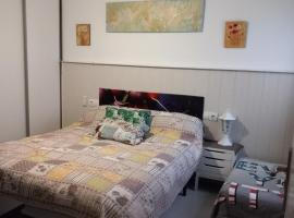 Castellón, δωμάτιο σε οικογενειακή κατοικία στο Καστεγιόν δε λα Πλάνα