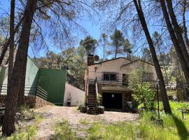 Casa El Pinar, hotel con parcheggio a Renera