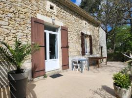 Gîte Les Longères, casa o chalet en Montazeau