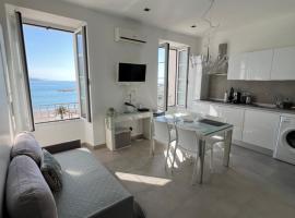 Studio magnifique vue mer, hotel a Menton