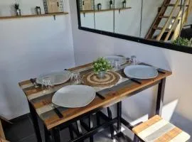 Maisonnette à 200m de la plage avec parking gratuit et terrasse