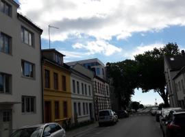 Apartment Bystranda - City Beach, hotell sihtkohas Kristiansand huviväärsuse Agder Research lähedal