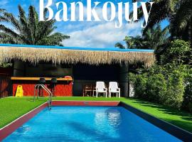 บ้านโกจุยรีสอร์ต, hotel di Ban Ratchaphruk