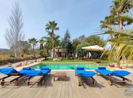 Casa Bet con piscina y jardín., struttura a Sant Miquel de Balansat