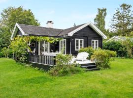 Zemu izmaksu kategorijas viesnīca Idyll Summer house in Hornbæk pilsētā Hornbeka