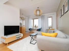 City Stay Tallinn apartment with seaview