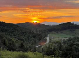 Evergreen Overlook, rumah kotej di West Jefferson