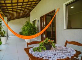 Casa com Wi-Fi a 200m da Praia do Coqueiro PI, hotel in Coqueiro