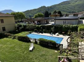 Casa vacanza Hydrangea con piscina e giardino, ξενοδοχείο σε Bagni di Lucca