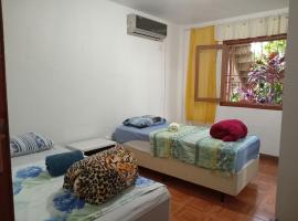 Apartamento das Azaléias térreo，新漢堡的飯店