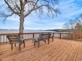 Grand Lake Views Pet-Friendly Jay Getaway!