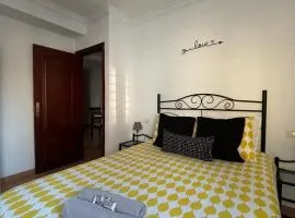 APARTAMENT SARDINA NEAR THE BEACH WITH POOL AND WIFI e