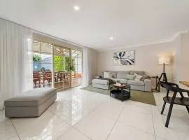 Coopers Cottage - Private Pool with Guest House