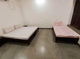 OYO Flagship Signature Hotel