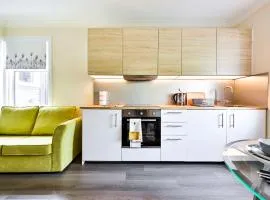 A two bedroom a stride away from Meridian Greenwich