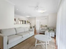 Home on Haynes- BYO LINEN - 1km from Goolwa Beach-Whale Watch