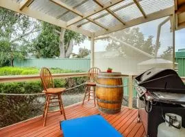 Cave Street Retreat - 38 Cave Street Goolwa Beach - BYO Linen