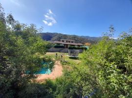 Casona en Valle Los Coligues, holiday home in Quilpué